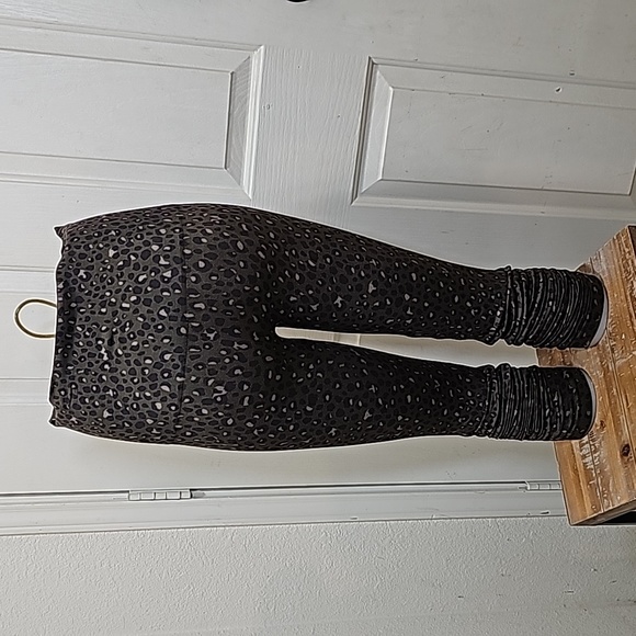 Spanx Seamless Look at me Now Leggings - Picture 4 of 8